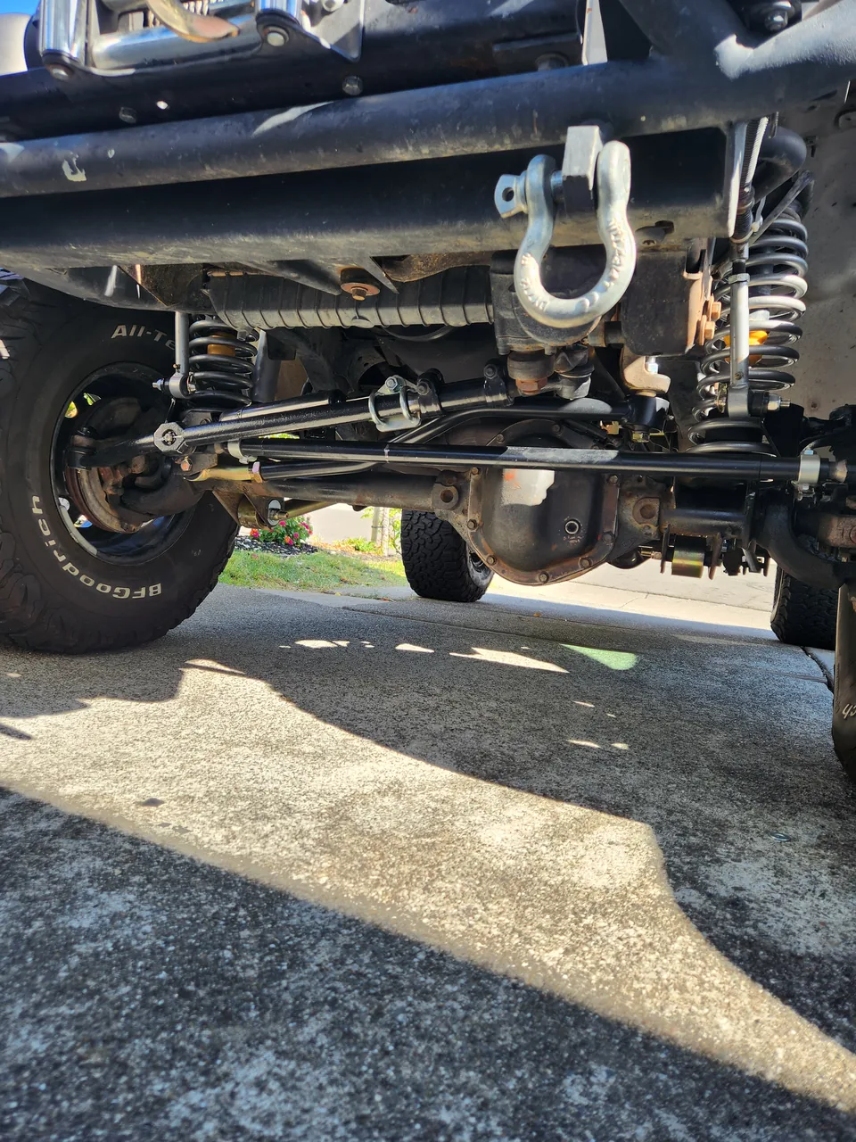 Front axle, track bar and control arms after a lift installation